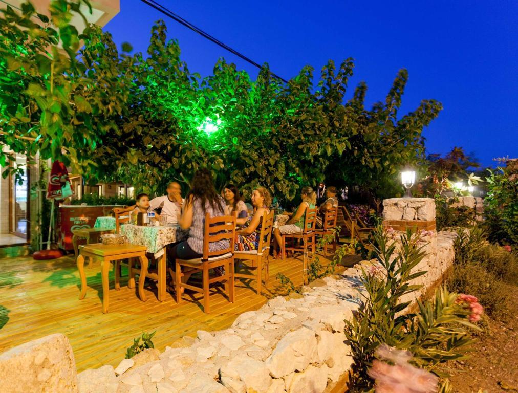 Adrasan Deniz Hotel Екстер'єр фото